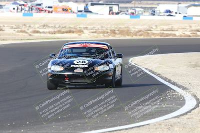 media/Jan-25-2025-CalClub SCCA (Sat) [[03c98a249e]]/Race 4/